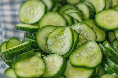 无用的吃瓜技巧,别再浪费你的时间在这场“无聊”盛宴