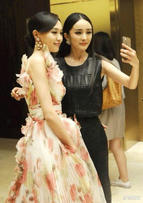 女明星走红毯穿衣大胆,女明星大胆走红毯，时尚穿搭成焦点