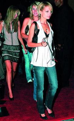 明星夜店 装,明星夜店生活揭秘